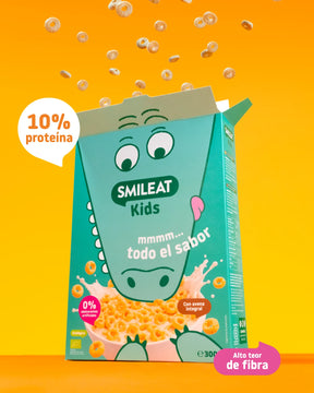 Cereais biológicos SMILEAT Kids com aveia integral, 10% de proteína, alto teor de fibra e 0% adoçantes artificiais.